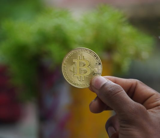 Bitcoin Supply Looks Illiquid As Long-Term Holders Avoid Offering