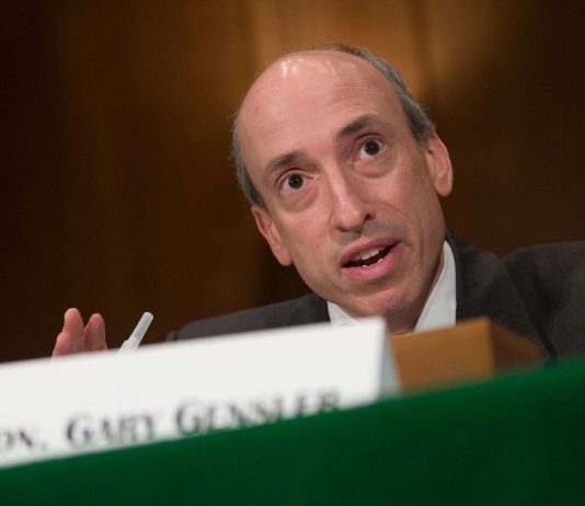 SEC Manager Acknowledges That Bitcoin Is A Rival For U.S. Banking System
