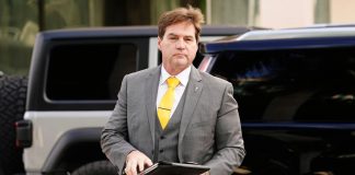 Bitcoin: Self-proclaimed developer wins right to keep $50 B BTC fortune he declares to own
