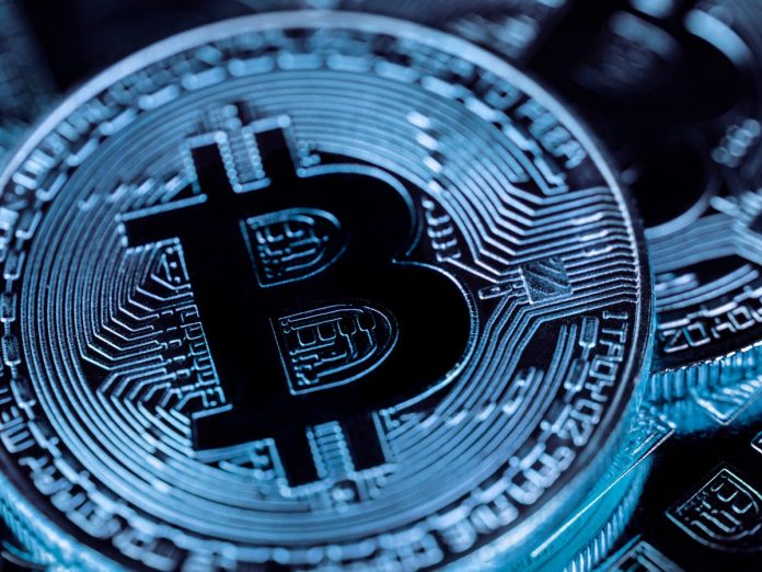 Female scammed out of $300,000 worth of bitcoin by Hinge date