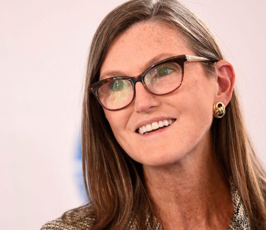 Ark CEO Cathie Wood Is As Bullish As Ever, Sees Bitcoin Striking $1 Million By 2030