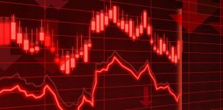 Ethereum (ETH) Flexes Towards $1,000 As Doubt Fills Crypto Markets