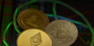 Crypto Market Holds The Line On “Dull” Profits Week Start