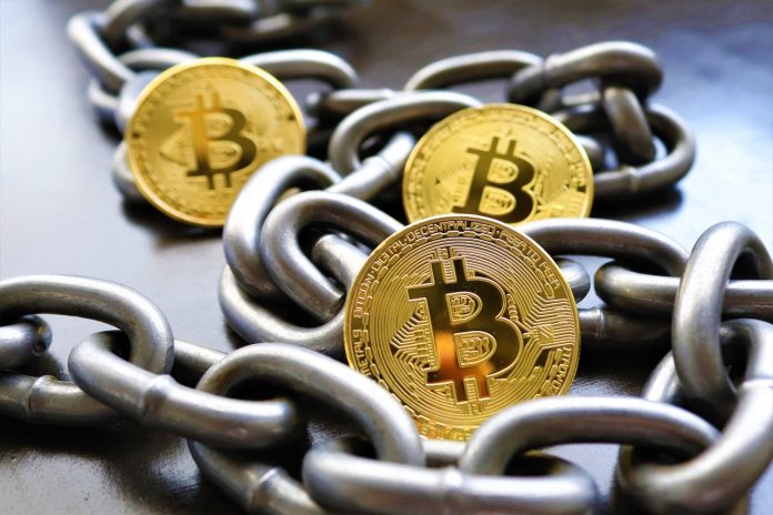 Bitcoin Cost Trades Listed Below $19,500 While Chainlink Surpasses The $7 Mark