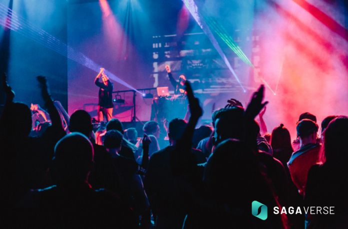 Sagaverse: Permitting Developers and Fans to Co-create and Co-monetize