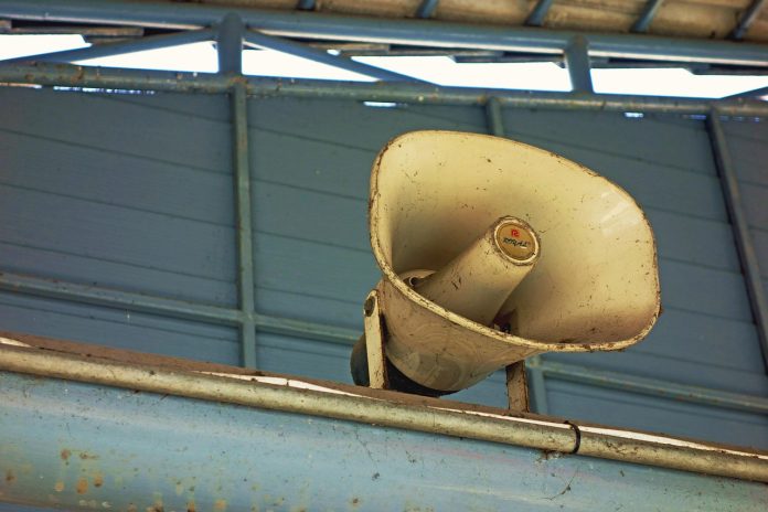 Cardano Creator And ETH Dev Enter Into A Tussle of Word On Twitter