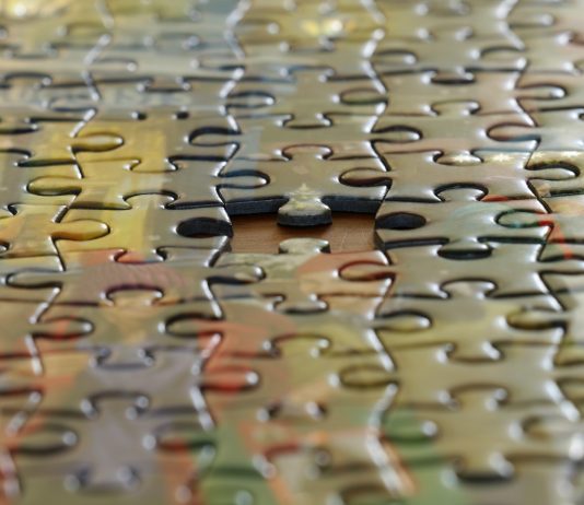 Chainlink Turns Bearish As Rate Dips To 8-Month Low Chainlink Turns Bearish As Rate Dips To 8-Month Low
