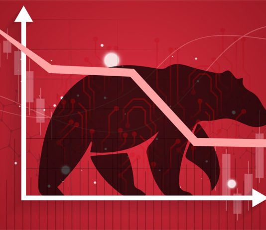 Bitcoin Bearish Chart Pattern Looms, Legendary Trader Sounds Caution Bitcoin Bearish Chart Pattern Looms, Legendary Trader Sounds Caution