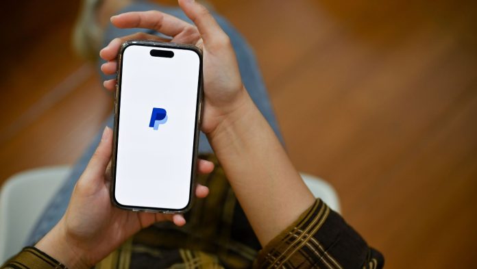 PayPal Plunging Regardless Of Increasing Crypto Holdings