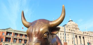 Tron Cost Forecast: TRX Extends Rally As Bulls Eye $0.08