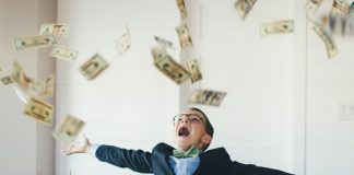 This Bitcoin Sign Turned $5 Into $34,000