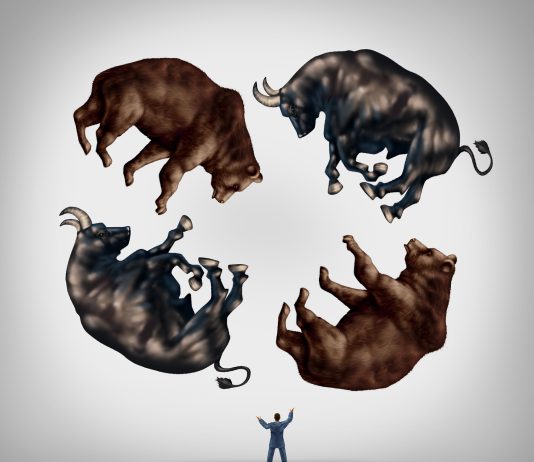 Bitcoin Turning Point: Will Resistance At $29,500 Trigger A Sell-Off Or Rise?