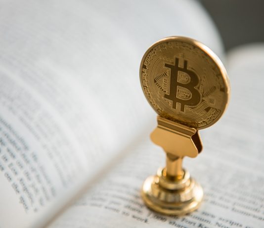 Low Bitcoin Volatility Mirrors 2016: A Bullish Breakout On The Horizon?