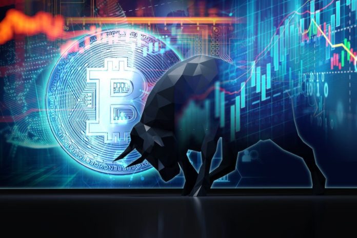 BREAKING: Grayscale Victory: SEC Crushed, GBTC Firecrackers Towards ETF, Bitcoin Targets $28,000