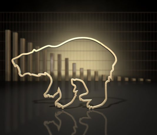 Ethereum Underperforms Bitcoin, Bulls Wrestle To Shield Key Assist
