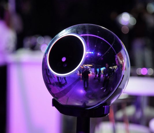 Worldcoin (WLD) Crashes By 11% As OpenAI Pushes Out Sam Altman