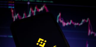Crypto Market Reacts: Binance CEO Changpeng Zhao Steps Down
