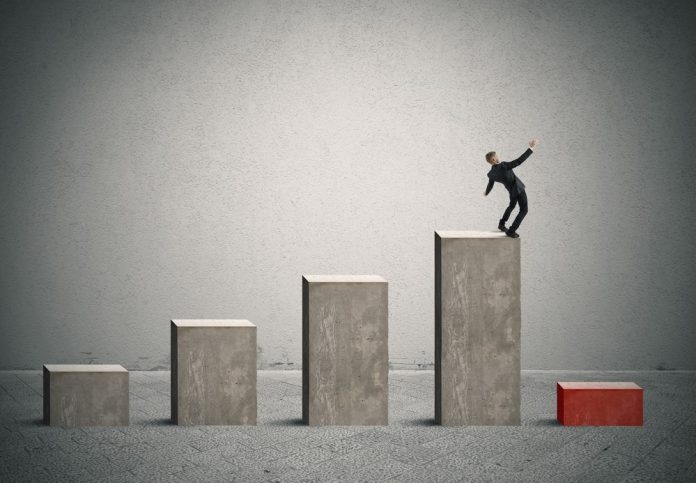 Ethereum Value Struggles Whereas Bitcoin Jumps – Why ETH May Take Main Hit