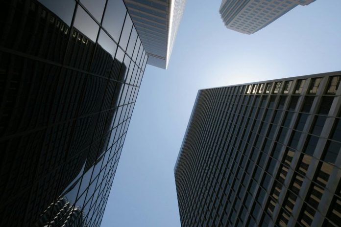 AVAX Value Soars To Highest In Almost 2 Years, Over 80% Of Holders In Revenue