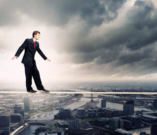 Bitcoin Worth Consolidates Losses However Restoration Might Face Hurdles Bitcoin Worth Consolidates Losses However Restoration Might Face Hurdles
