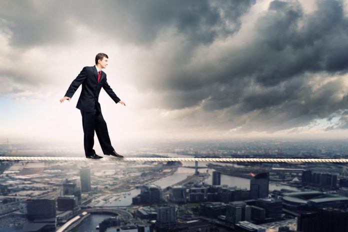 Bitcoin Worth Consolidates Losses However Restoration Might Face Hurdles