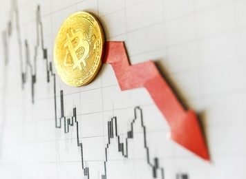 Pre-Halving Jitters: Bitcoin Worth Briefly Slips Under $60,000