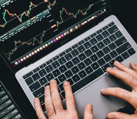XRP Declares Struggle On Uncertainty: Analyst Predicts Breakout Fueled By Regulation
