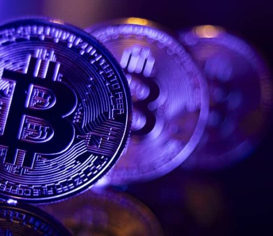 Overlook Concern, Embrace Greed? Bitcoin Soars As Sentiment Turns Purple Scorching
