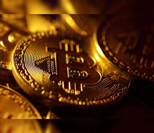 Bitcoin Lags Behind S&P 500, Signaling Potential Bullish Catch-Up