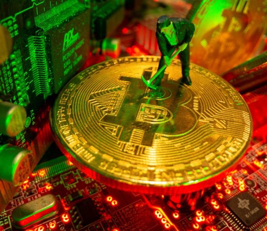 Bitcoin Hashrate Nears Document Ranges Amidst Value Decline – Particulars