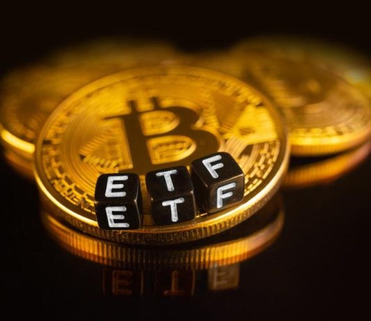 Analyst Backs Spot Bitcoin ETFs To Surpass Gold ETFs In Cumulative Internet Inflows