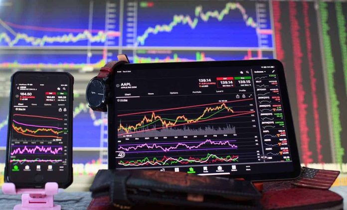 eight Methods to Spot Market Manipulation in Digital Asset Buying and selling