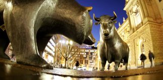 Bitcoin Sentiment Hits Yearly Low, however a $100,000 Breakout Could also be on the Horizon Bitcoin Sentiment Hits Yearly Low, however a $100,000 Breakout Could also be on the Horizon