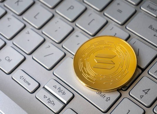 Solana Types Ascending Triangle For Attainable Breakout, Analyst Units $565 Goal