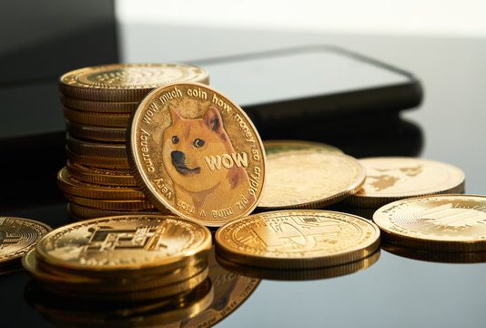 Dogecoin Low cost Incoming: Analyst Reveals When To Begin Shopping for