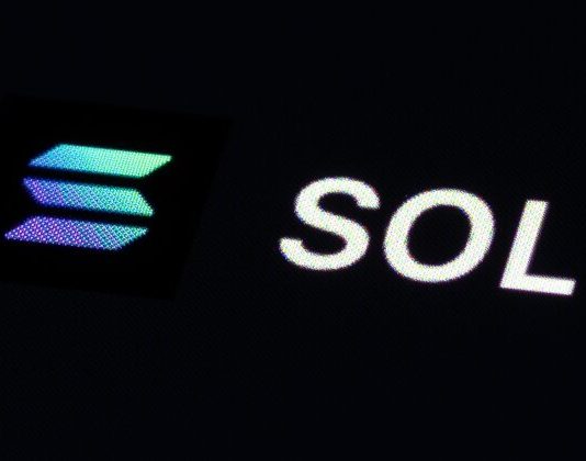 Solana’s Path To $200? Explosive Adoption Fuels The Surge Solana’s Path To $200? Explosive Adoption Fuels The Surge