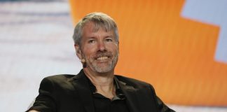 ‘Bitcoin Is Calling’ – Saylor Stirs The Market With Cryptic Clue