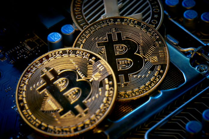 Bitcoin Caught In Bearish Drift As It Slips Under Key Assist Averages, Bears Taking Over?