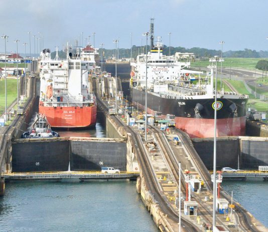 Panama Canal Might Prioritize Bitcoin-Paying Ships, Mayor Suggests