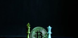 Licensed Analyst Says Bitcoin Dominance Might Reverse At 64% – Is It Time For Altcoin Season?