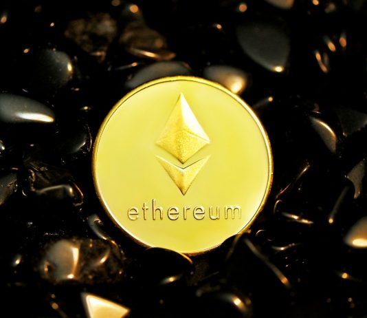 Ethereum Breakout Imminent? Broadening Wedge Hints At $4,200 Surge