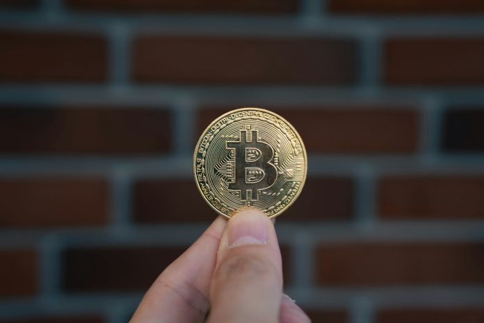 Bitcoin Yearly Development Suggests Cycle Prime Close to $205,000 By 12 months-Finish, Analyst Says