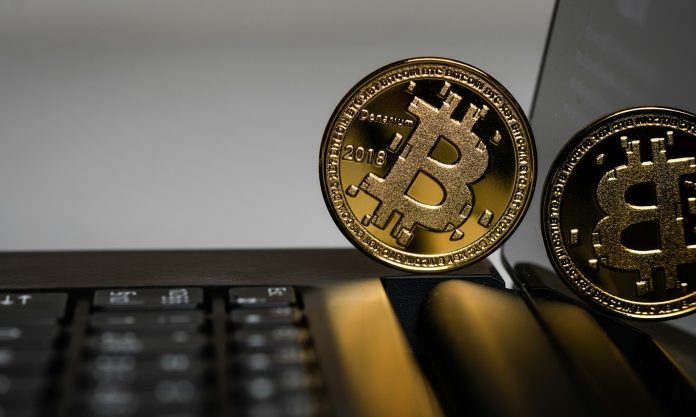 Bitcoin Buyers Flip To ‘Sensible DCA’ As Market Trades Under On-Chain Honest Worth Of $117,700