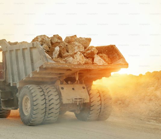 Bitcoin Miners Face A Harsh December: Rising BTC Problem, Falling Hashprice