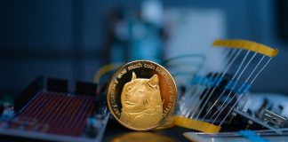 Dogecoin Triangle Formation Breakdown Spells Hassle As 15% Transfer Nears – Time To Be Cautious?