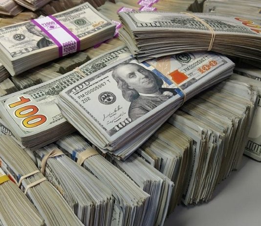 Crypto Cash Floods US Politics As $21 Million Backs Trump PAC