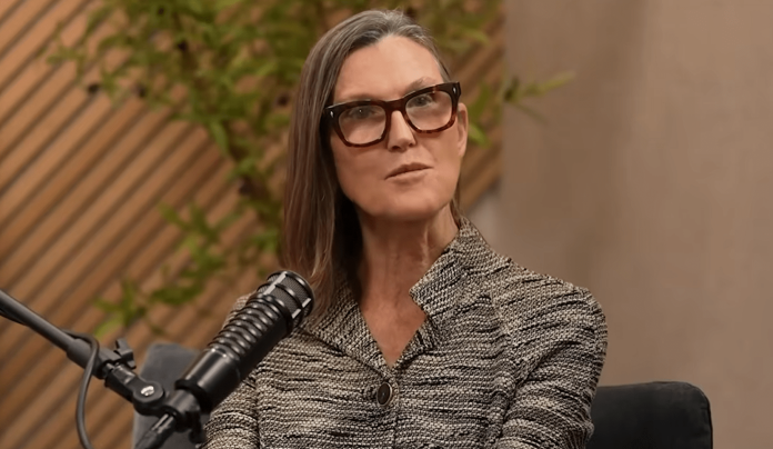 Cathie Wooden: Trump Might Purchase Bitcoin For US Reserve Forward Of Midterms