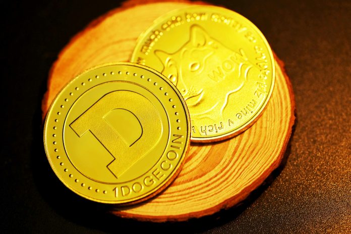 Dogecoin Bulls Watch $0.28 As Breakout Indicators Stack Up