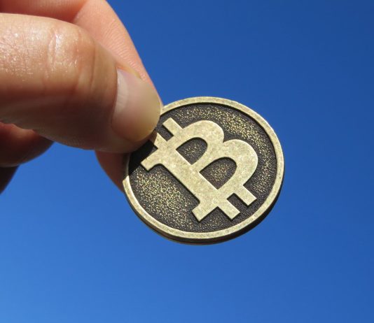 Bitcoin Bears Report Fall In Market Energy  — Is A Pattern Reversal On?