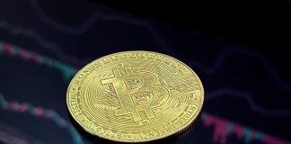 Bitcoin Slips Beneath This Key Zone — Is A Closing Flush Coming?